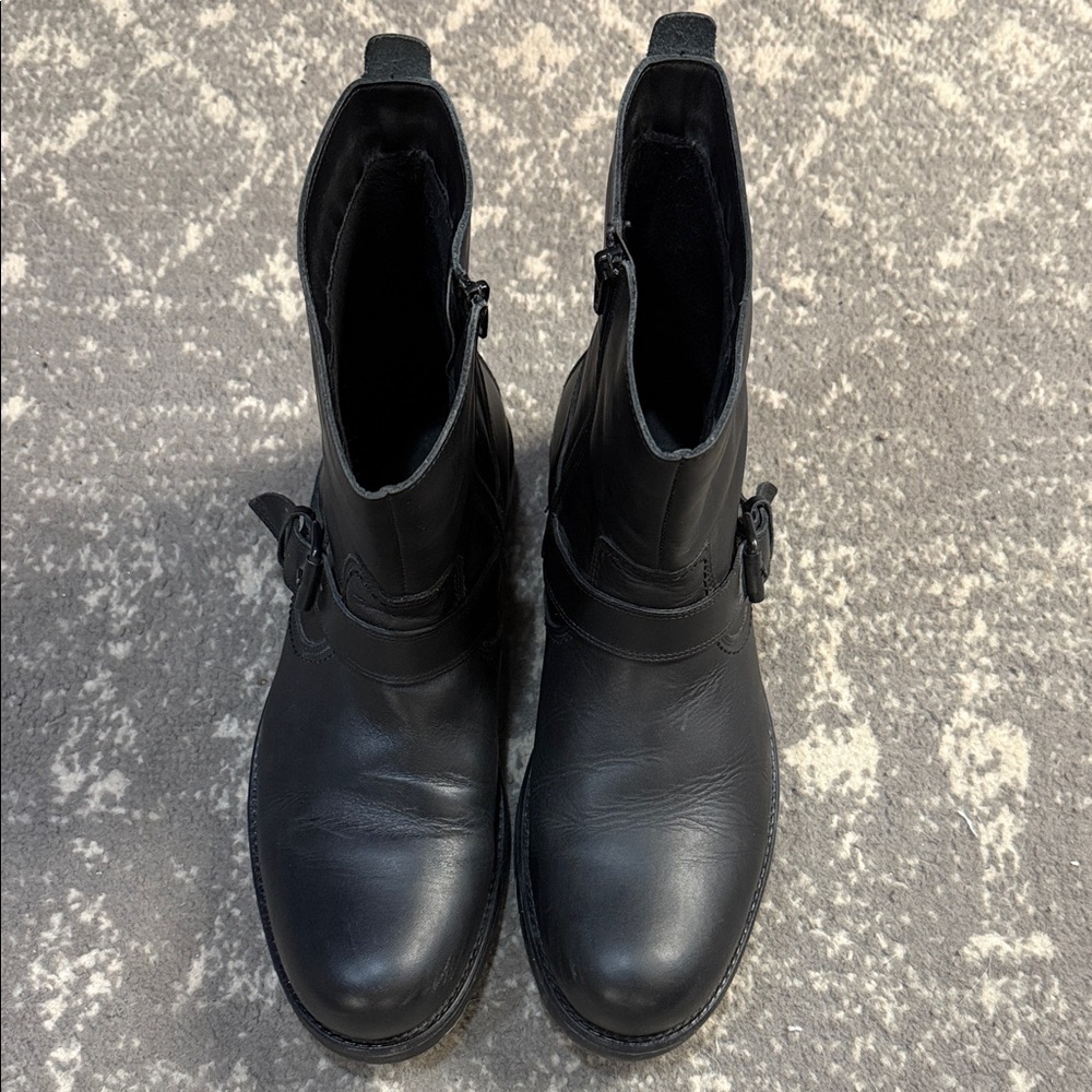 Bos. & Co. Men's Black Leather Buckle Boots - Picture 4 of 8